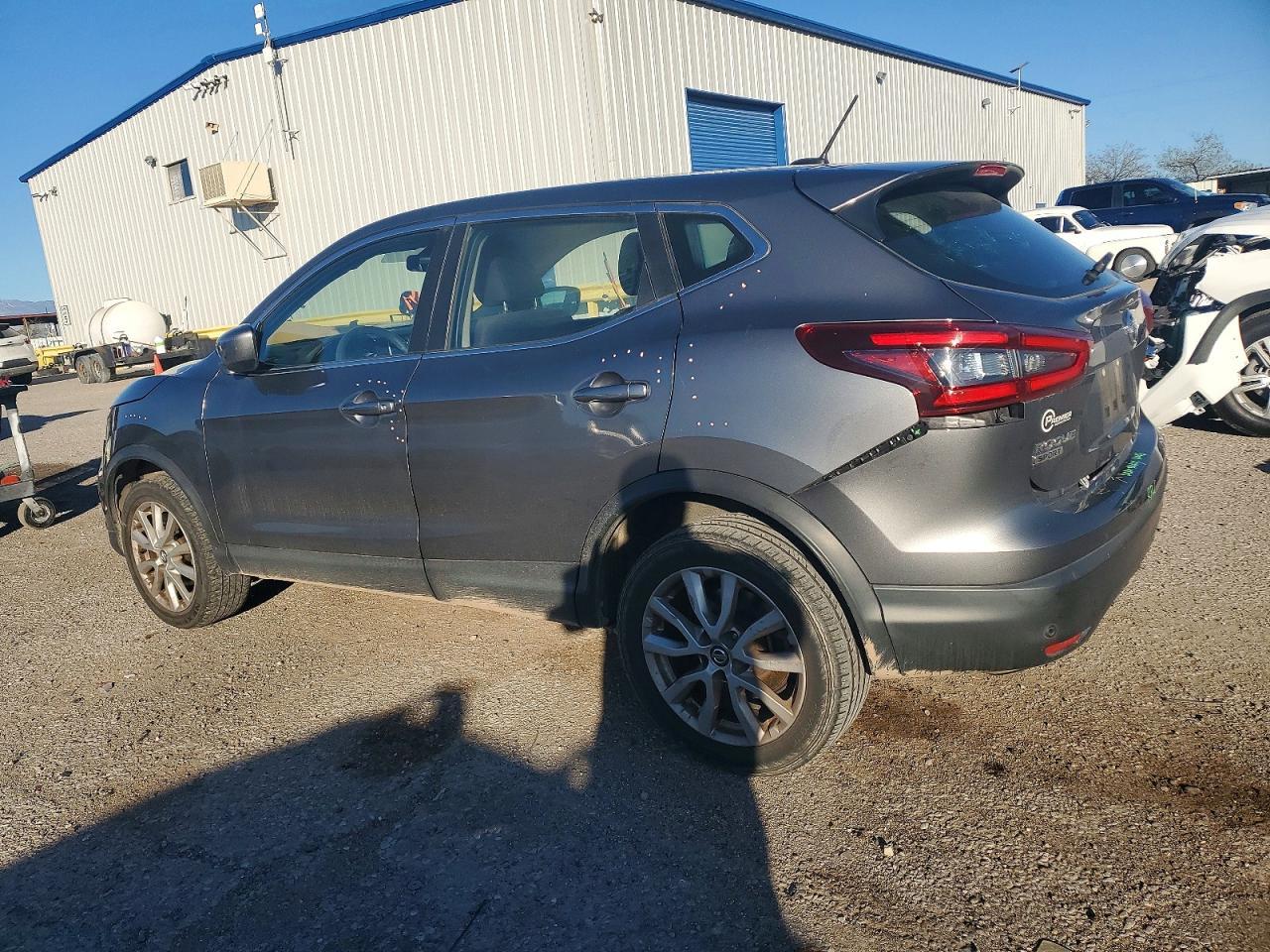 2021 Nissan Rogue Sport S - zdjęcie 2