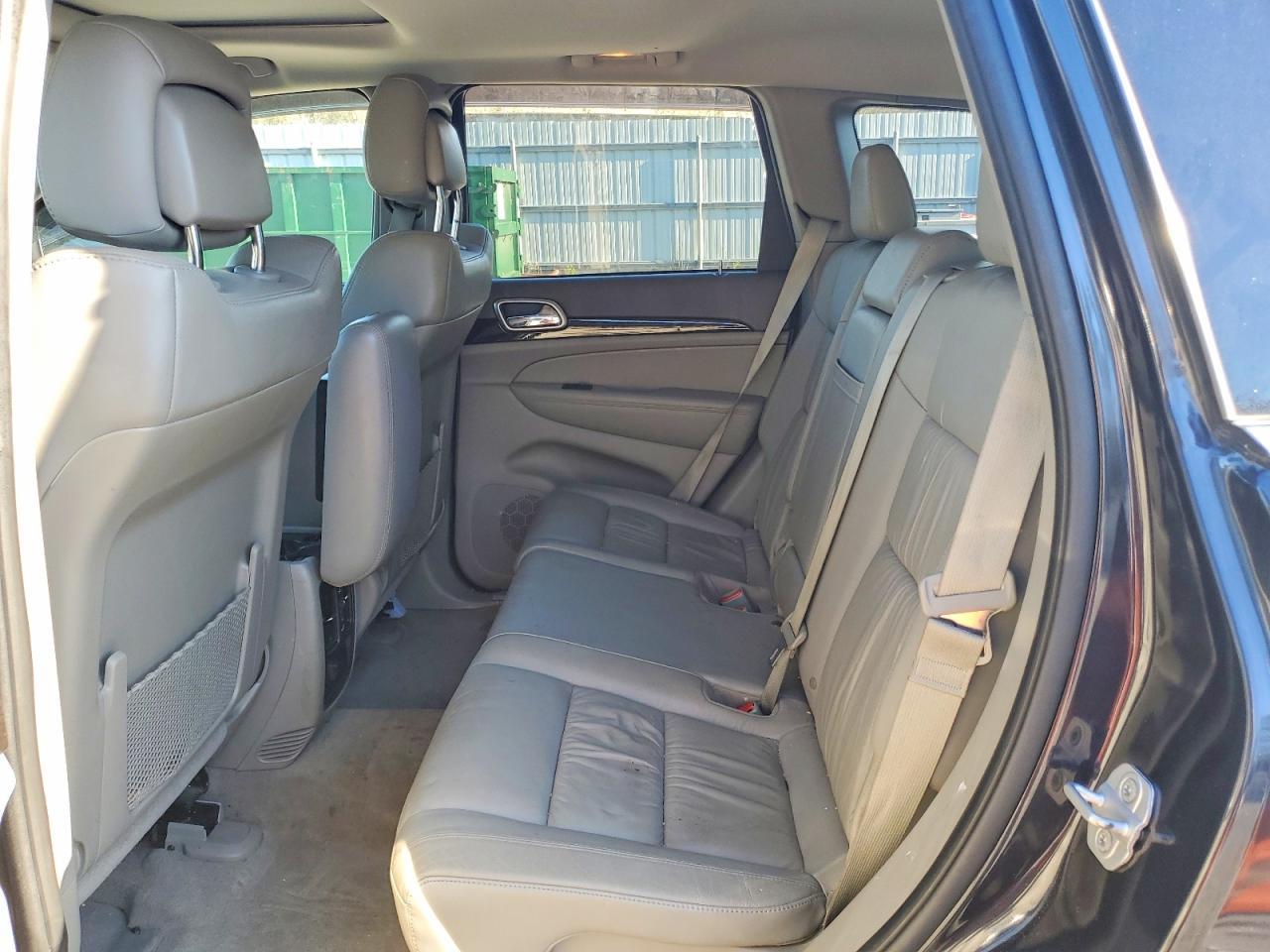 2013 Jeep Grand Cherokee Laredo - zdjęcie 11