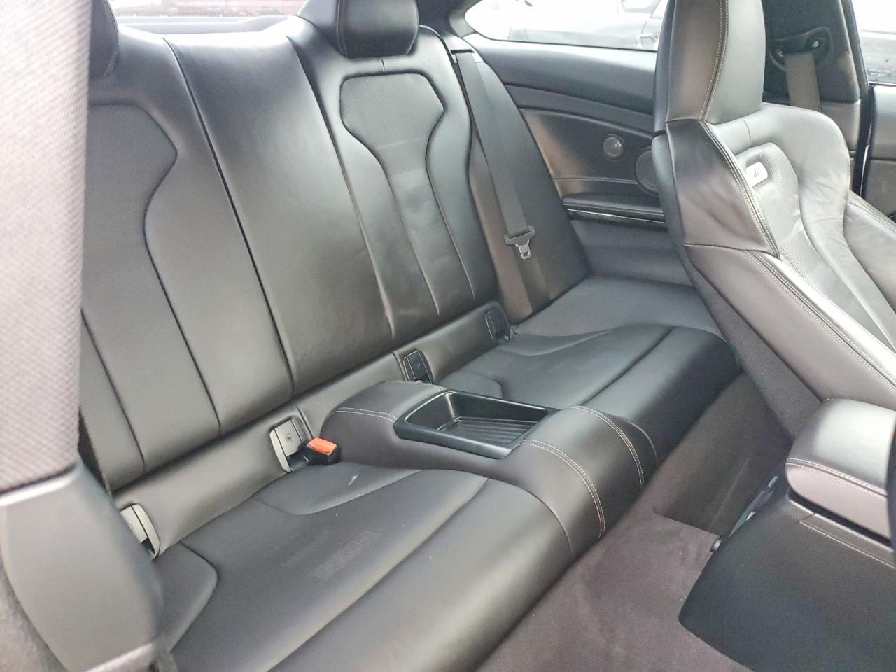 2016 BMW M4 - zdjęcie 10