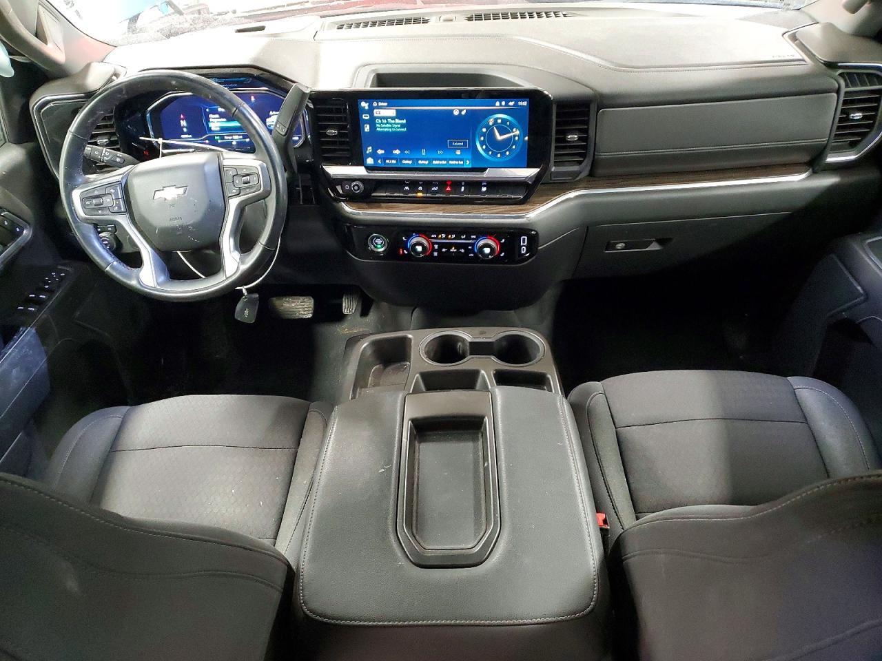 2023 Chevrolet Silverado K1500 Lt - zdjęcie 8