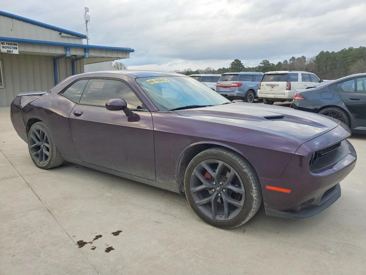 2022 Dodge Challenger Sxt - zdjęcie 4