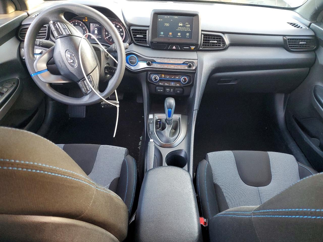 2019 Hyundai Veloster Base - zdjęcie 8