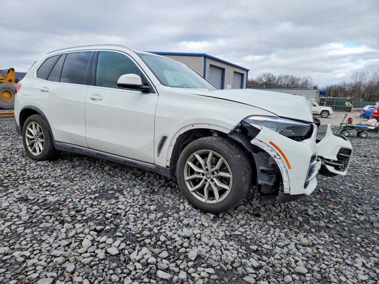 2022 BMW X5 xDrive40I - zdjęcie 4