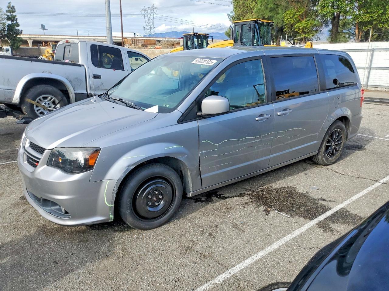 2019 Dodge Grand Caravan Gt - zdjęcie główne