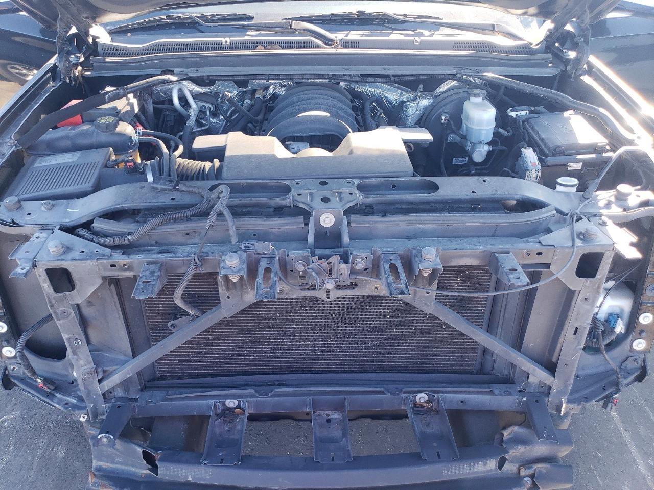 2016 Chevrolet Tahoe C1500 Lt - zdjęcie 12