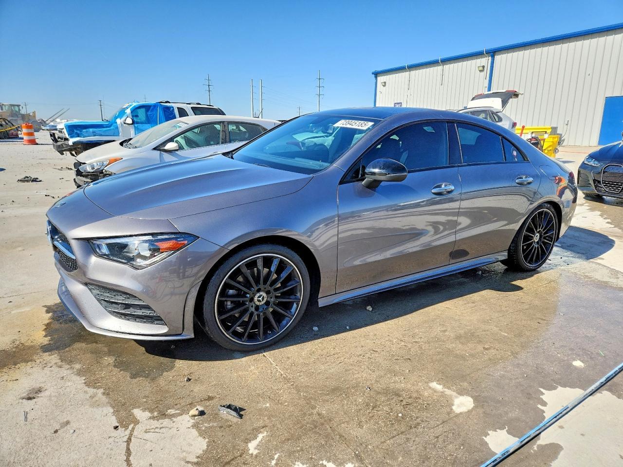 2021 Mercedes-Benz Cla 250 - zdjęcie główne