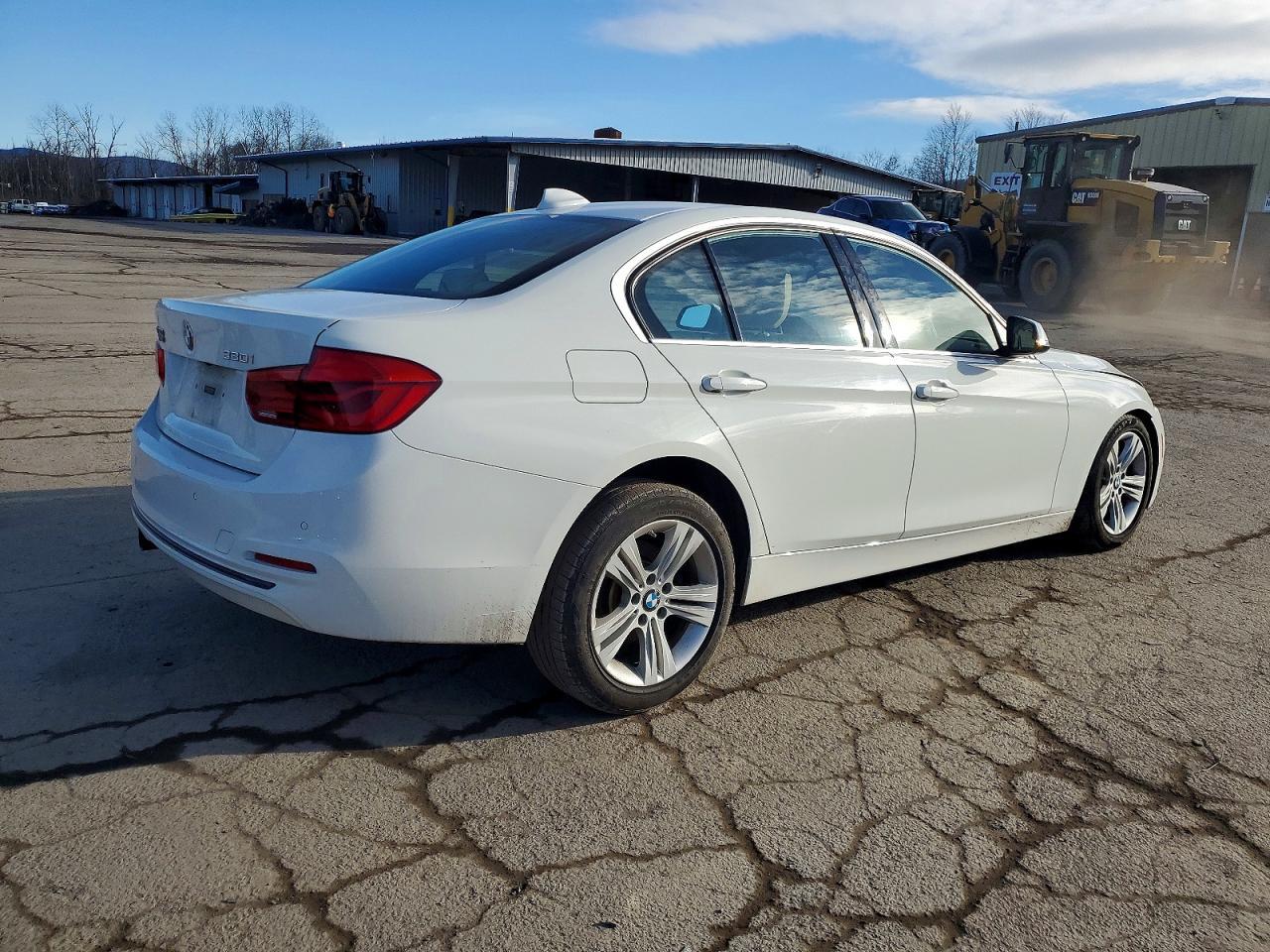 BMW Seria 3 - zdjęcie 3