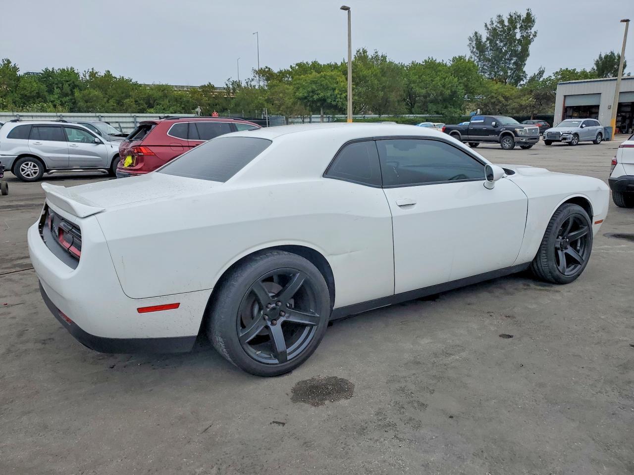 2018 Dodge Challenger Sxt - zdjęcie 3