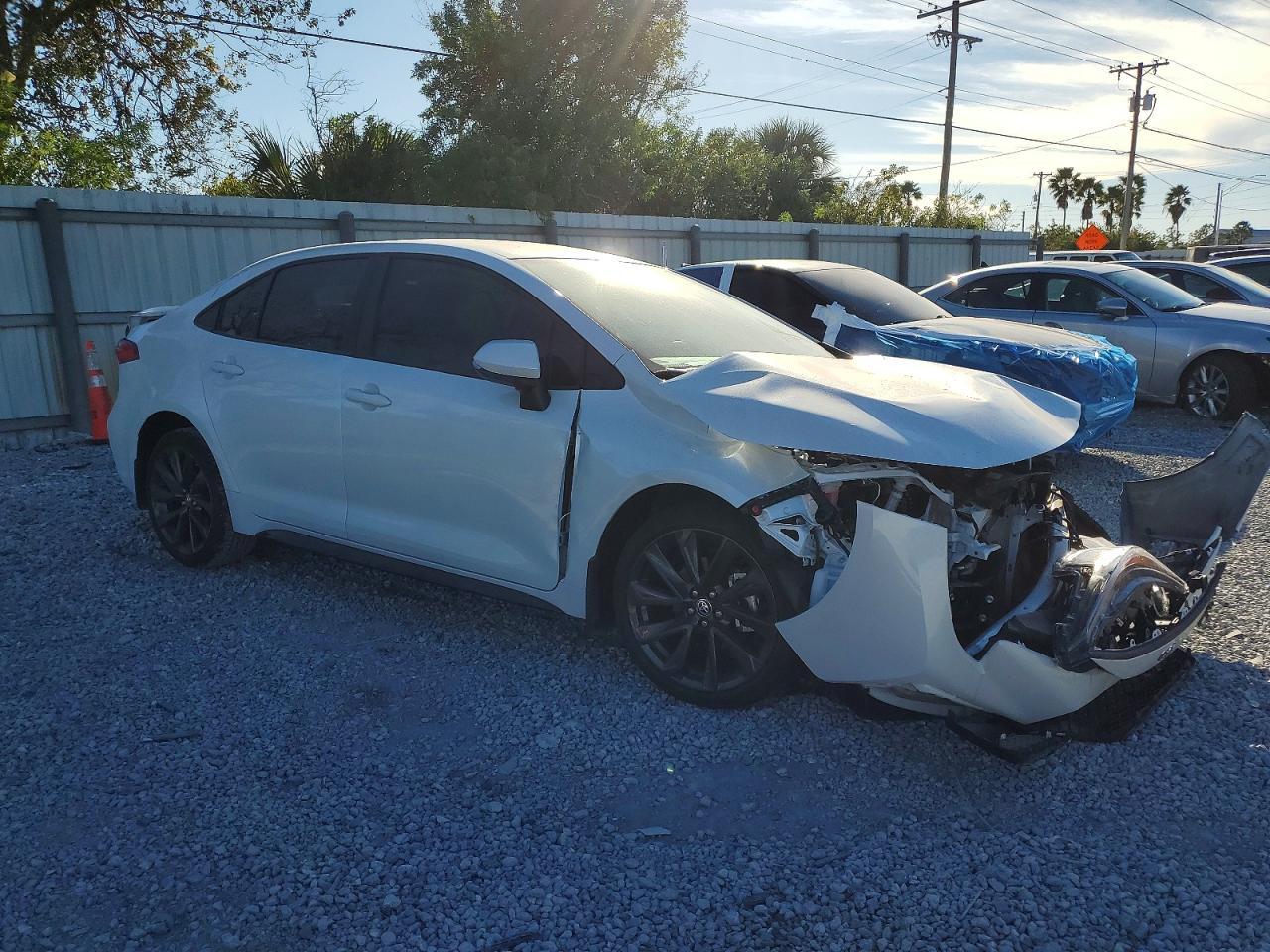 2025 Toyota Corolla Se - zdjęcie 4