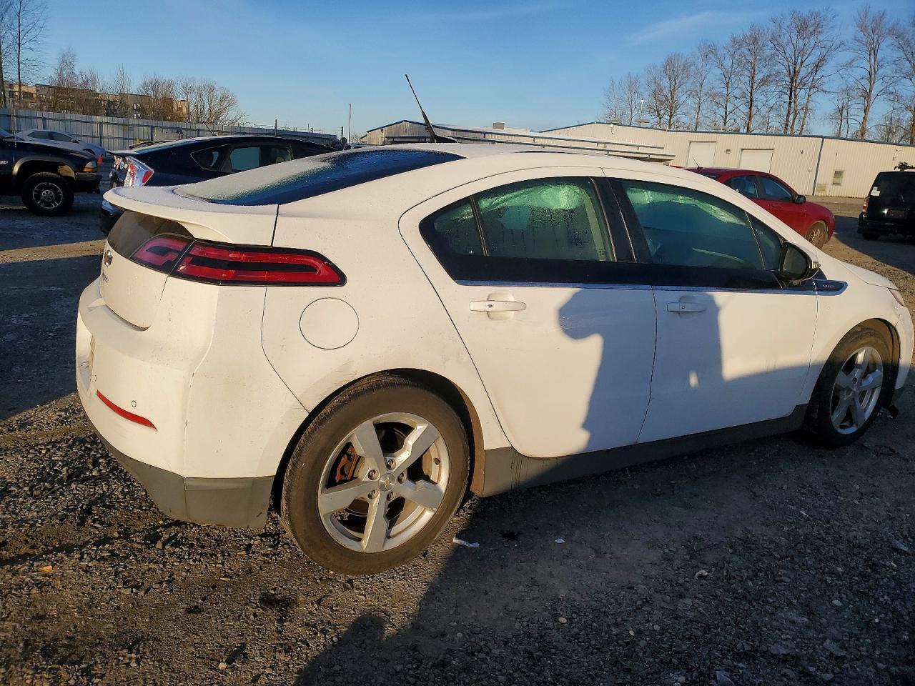2013 Chevrolet Volt - zdjęcie 3