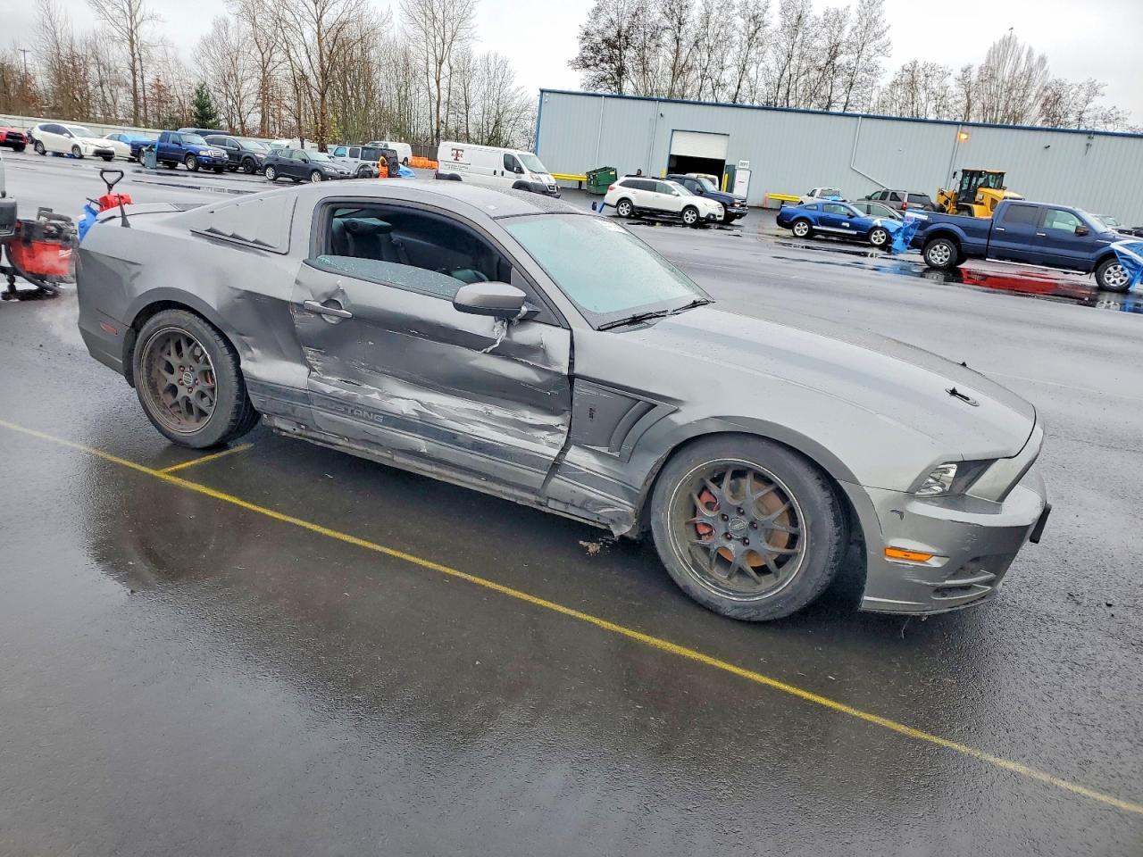 2020 Ford Mustang - zdjęcie 4