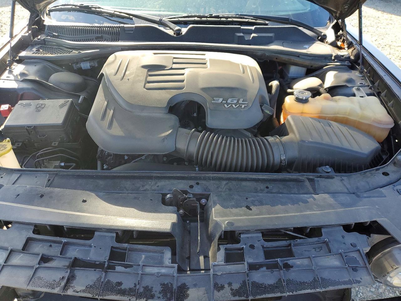 2022 Dodge Challenger Sxt - zdjęcie 11