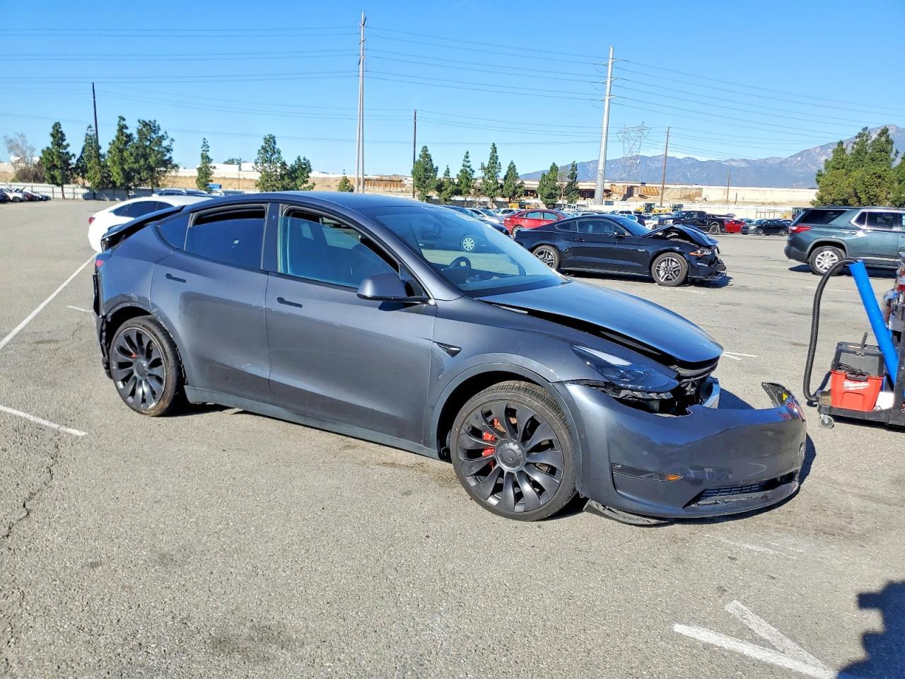 2022 Tesla Model Y - zdjęcie 4