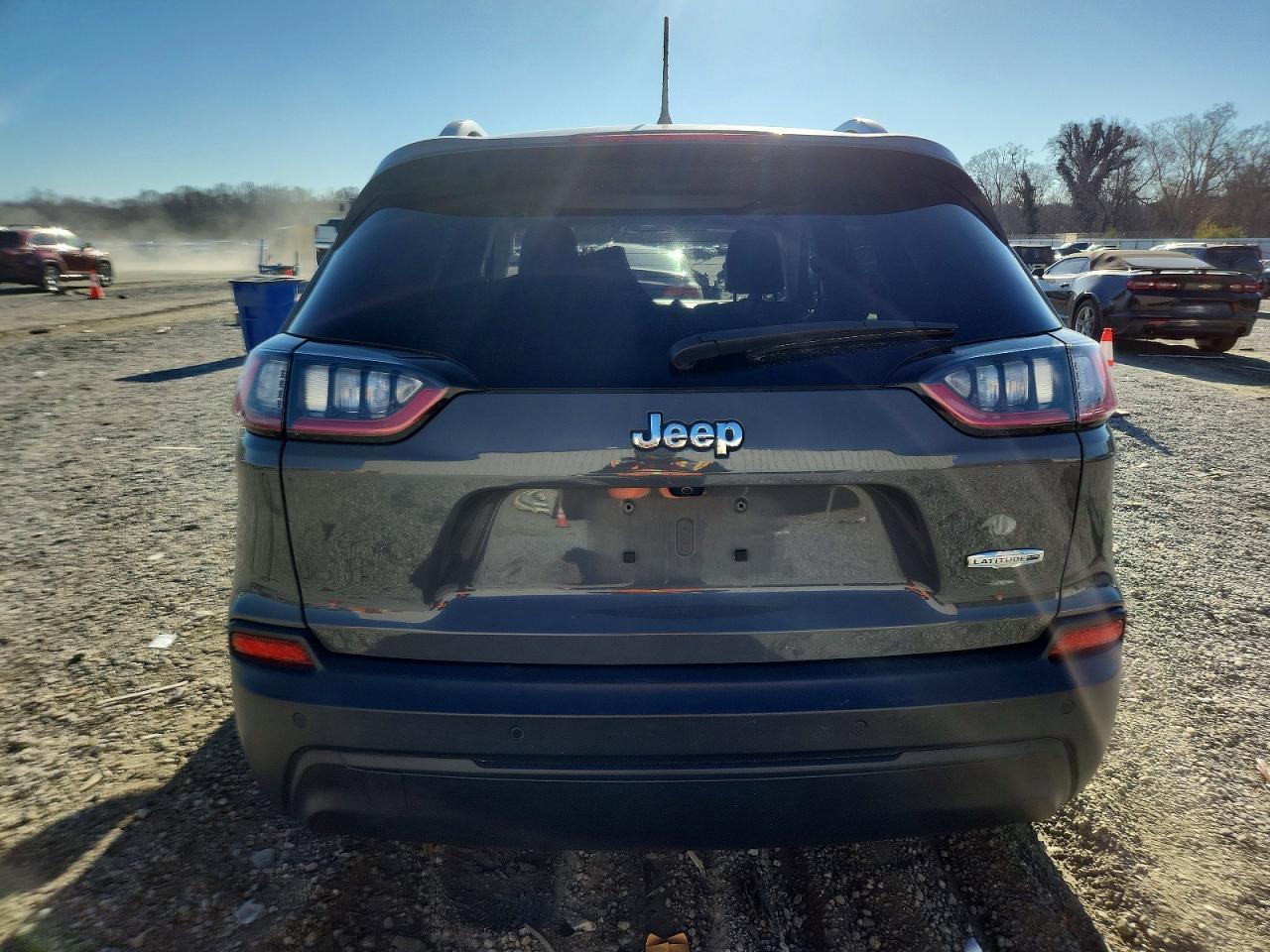 2020 Jeep Cherokee Latitude Plus - zdjęcie 6