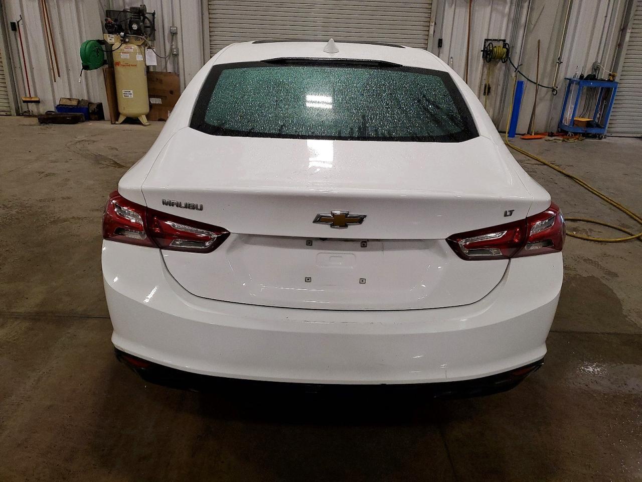 2022 Chevrolet Malibu Lt - zdjęcie 6