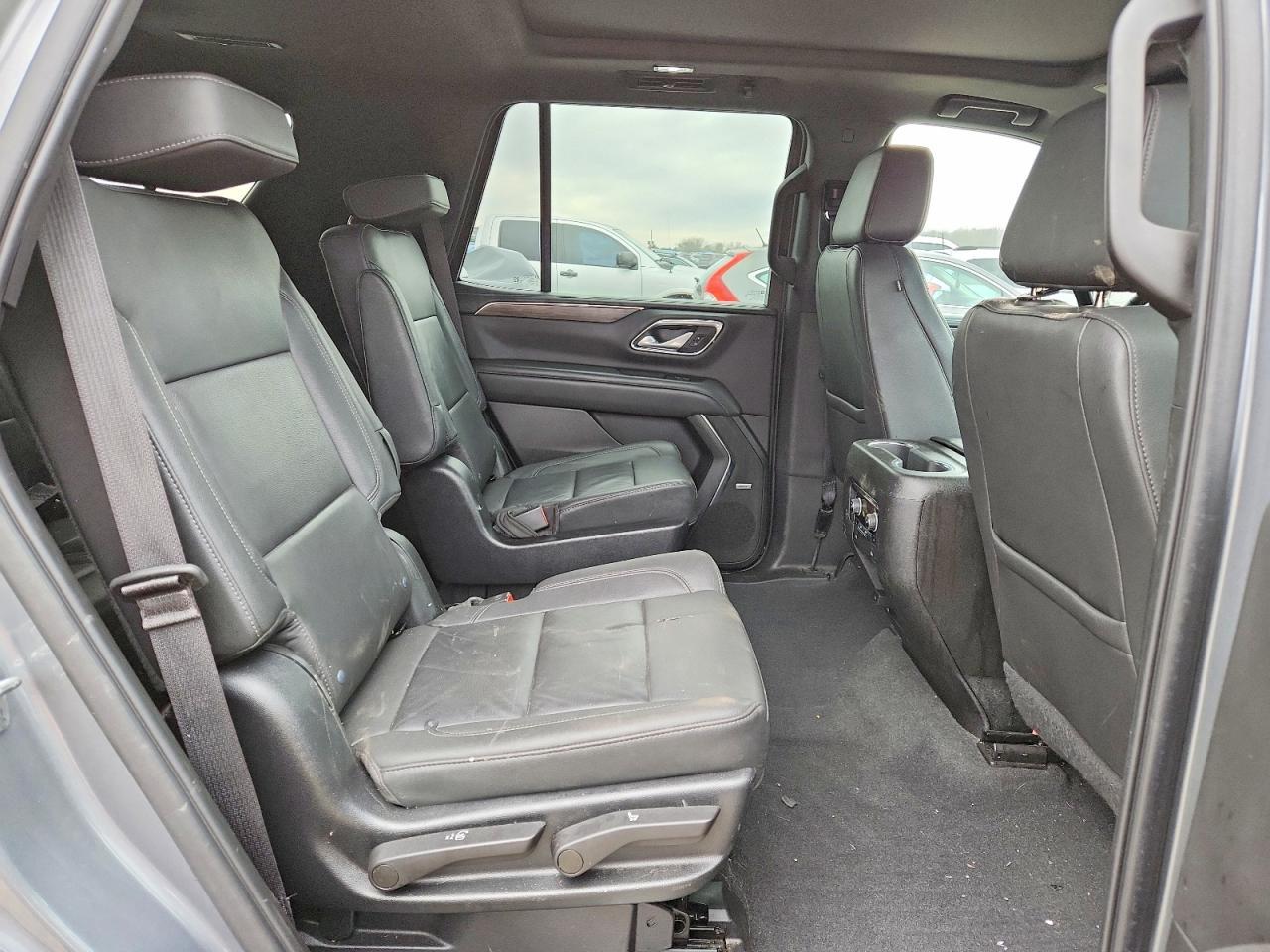 2022 Chevrolet Tahoe K1500 Z71 - zdjęcie 11