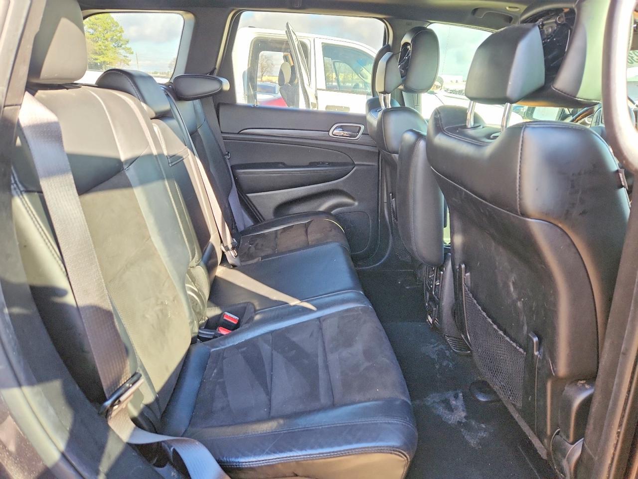 2021 Jeep Grand Cherokee Laredo - zdjęcie 10