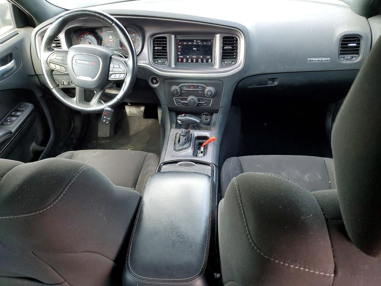 2021 Dodge Charger Sxt - zdjęcie 8