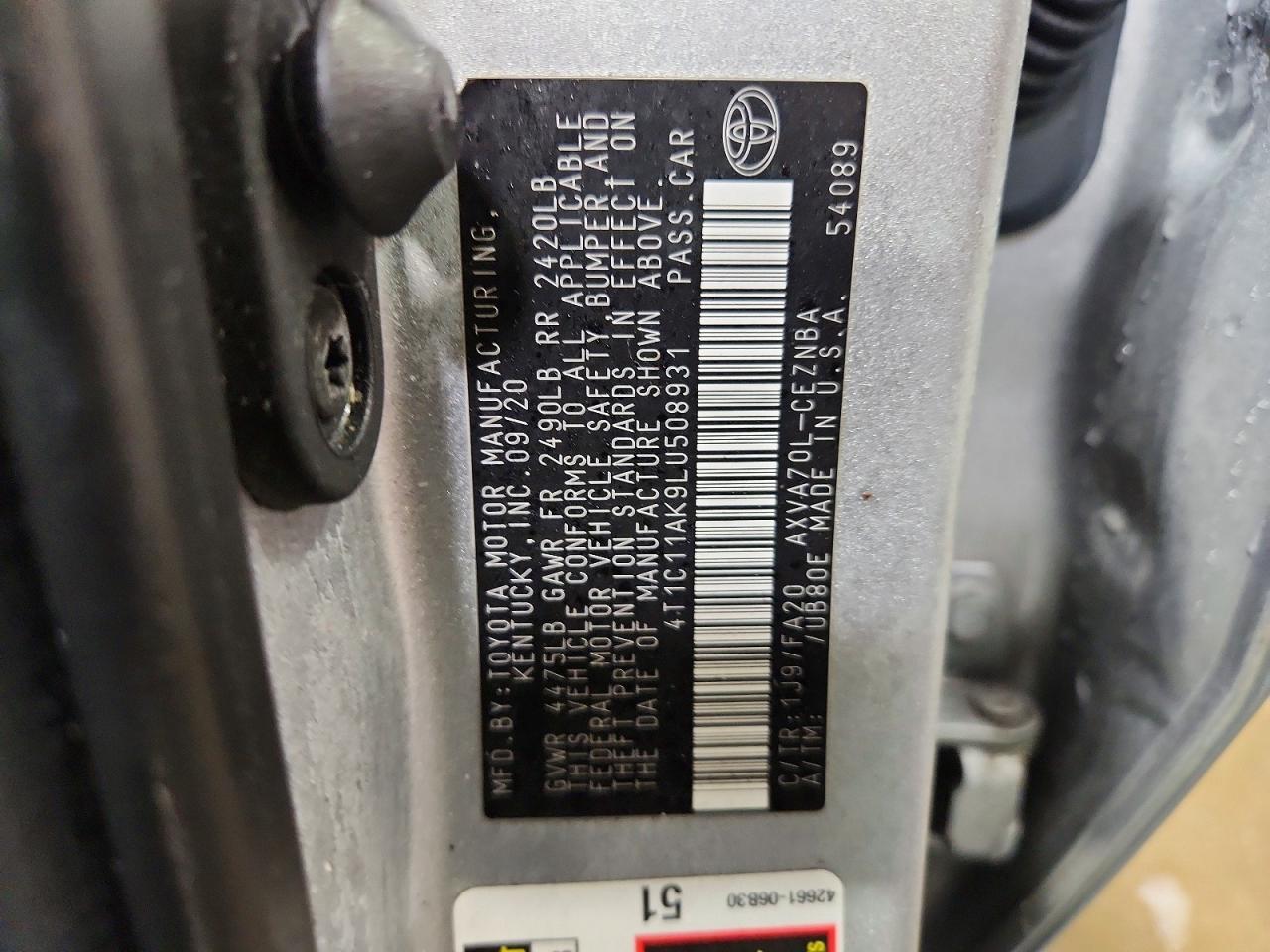 2020 Toyota Camry Le - zdjęcie 12