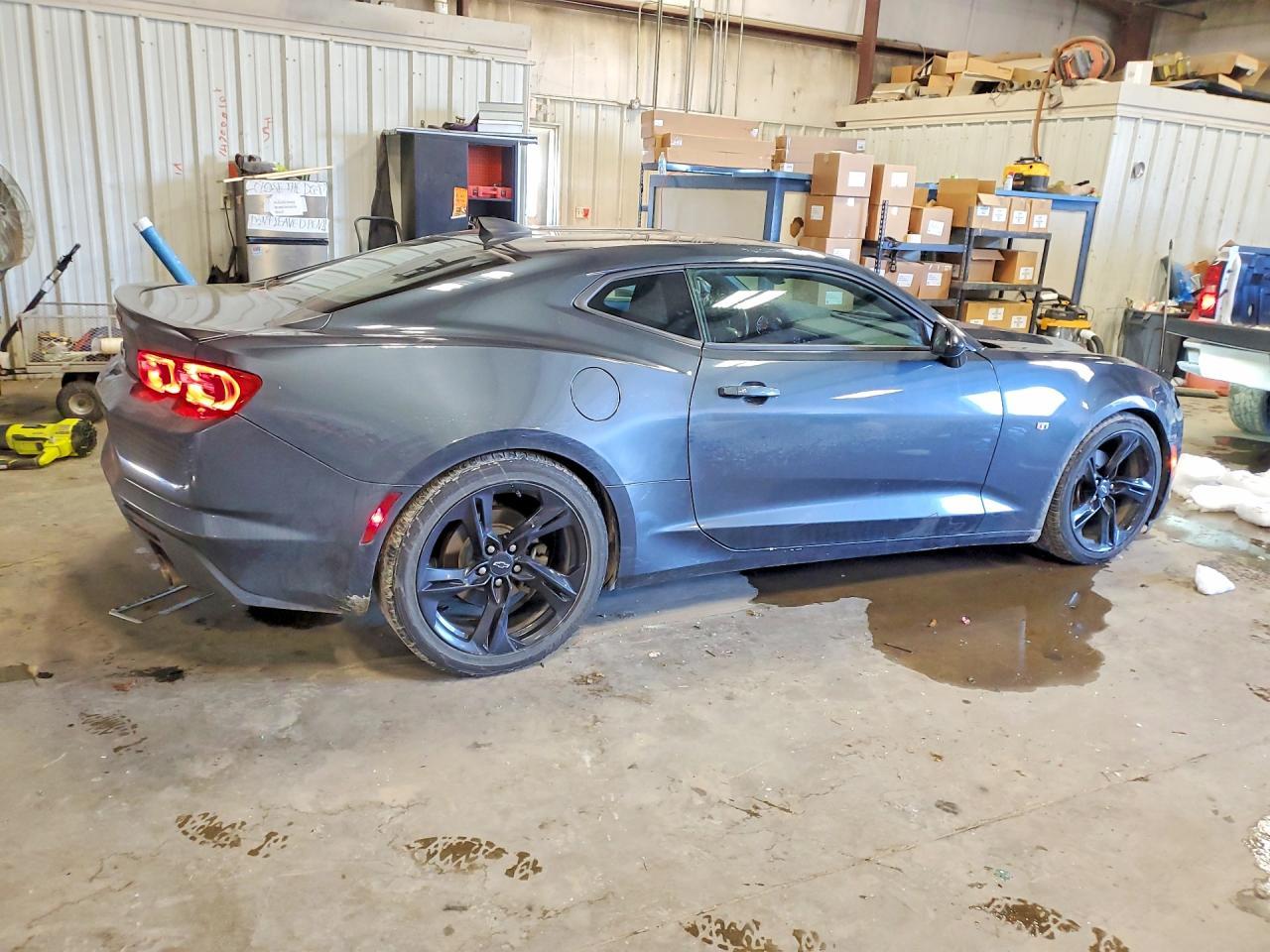 2021 Chevrolet Camaro Ls - zdjęcie 3