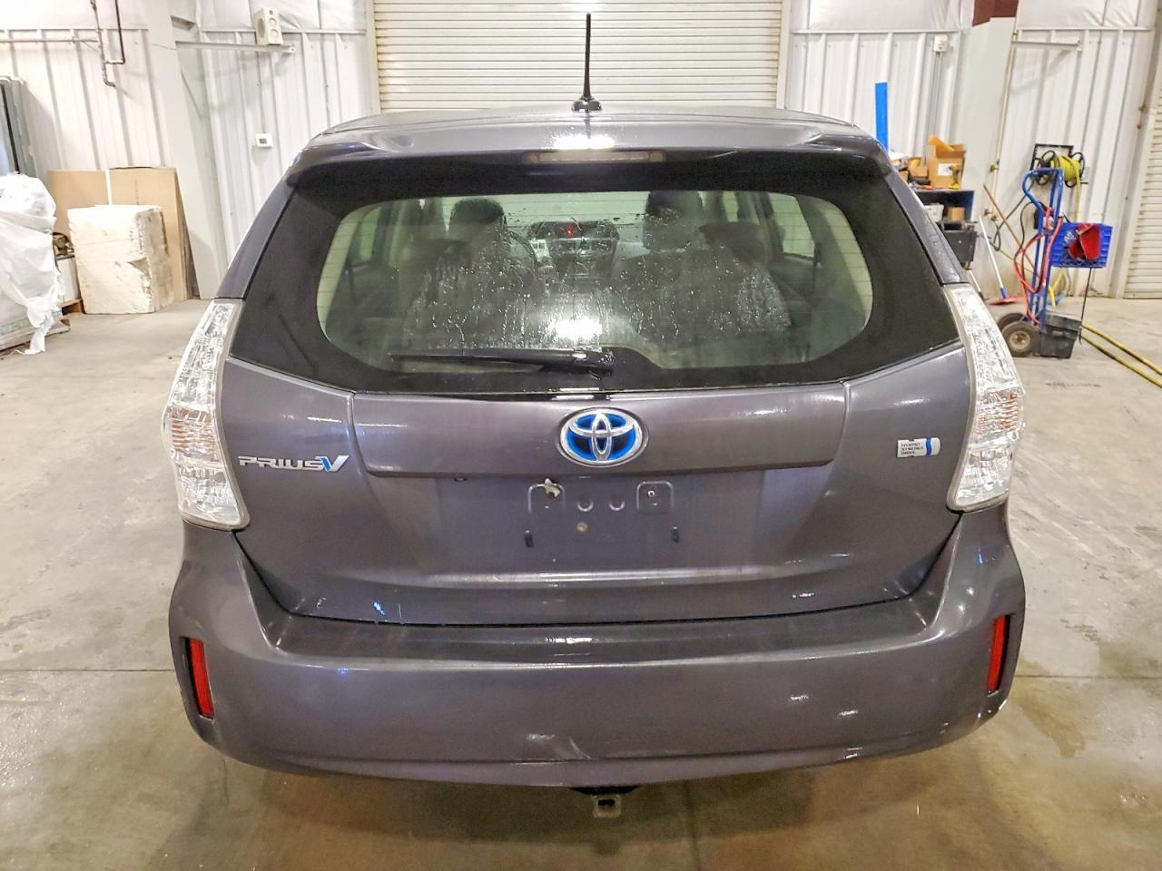 2013 Toyota Prius V - zdjęcie 6