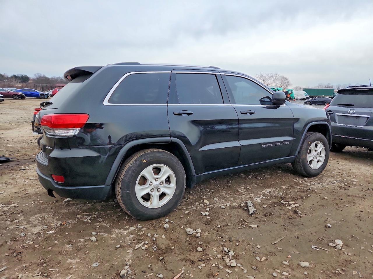 2017 Jeep Grand Cherokee Laredo - zdjęcie 3