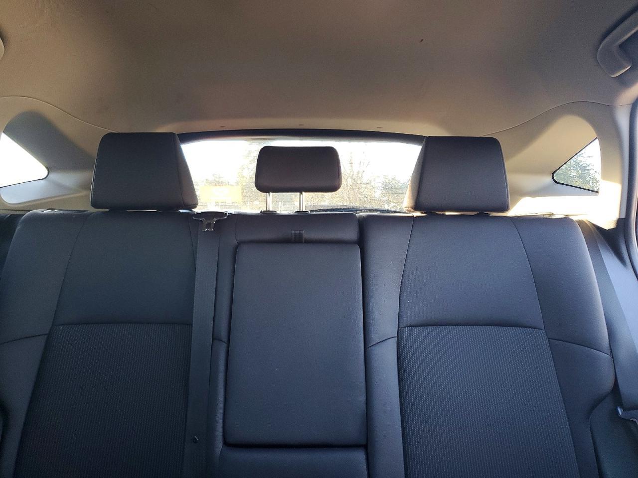 2022 Toyota Venza Le - zdjęcie 10