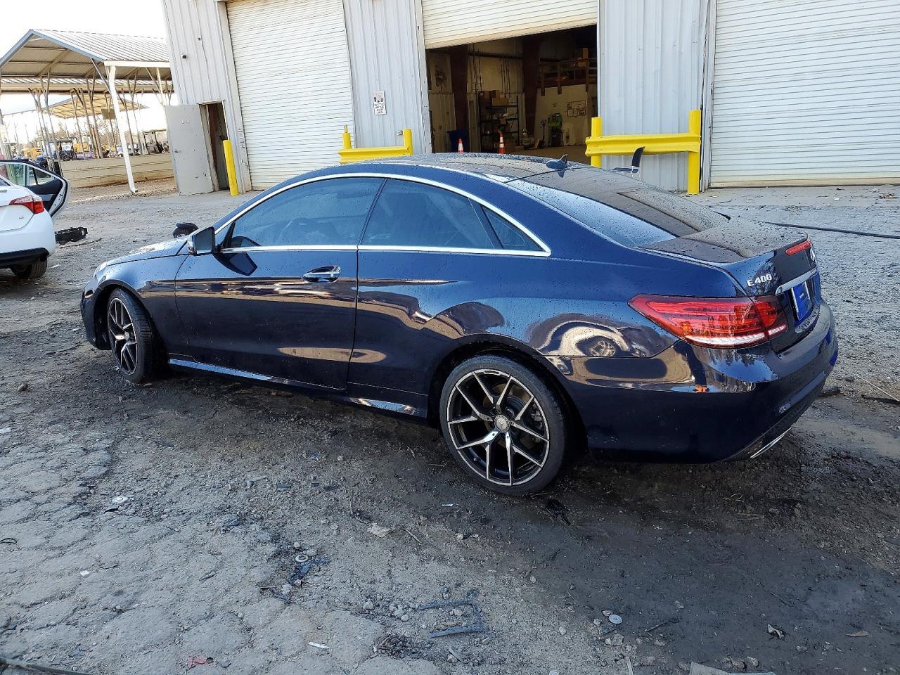 2017 Mercedes-Benz E 400 - zdjęcie 2