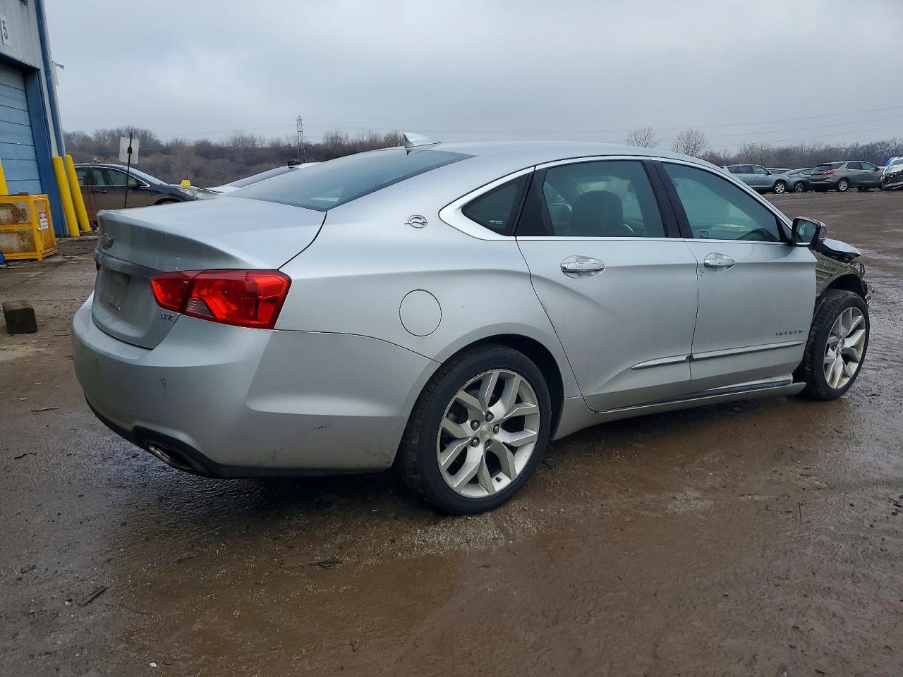 2015 Chevrolet Impala Ltz - zdjęcie 3