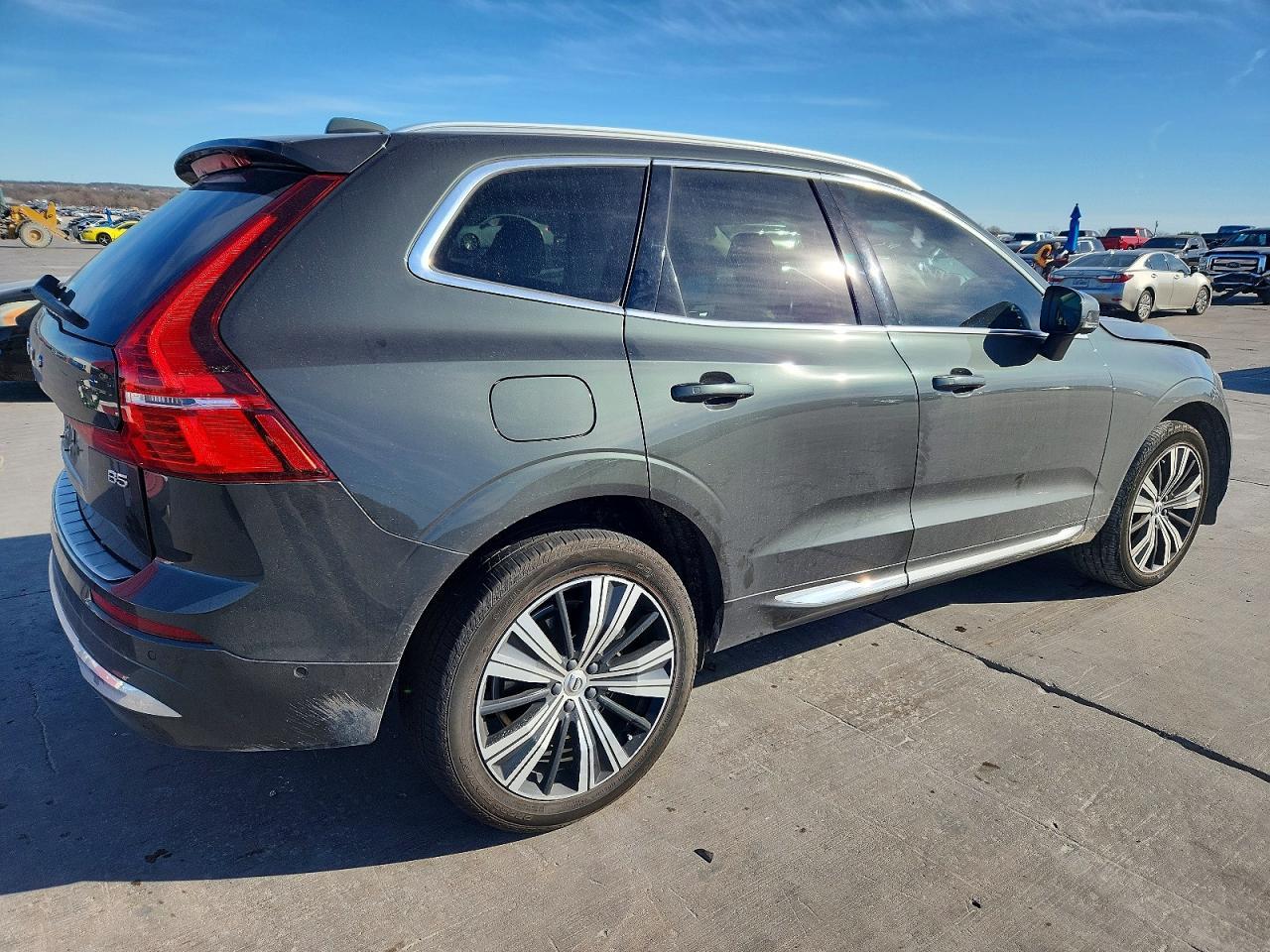 2022 Volvo Xc60 B5 Inscription - zdjęcie 3