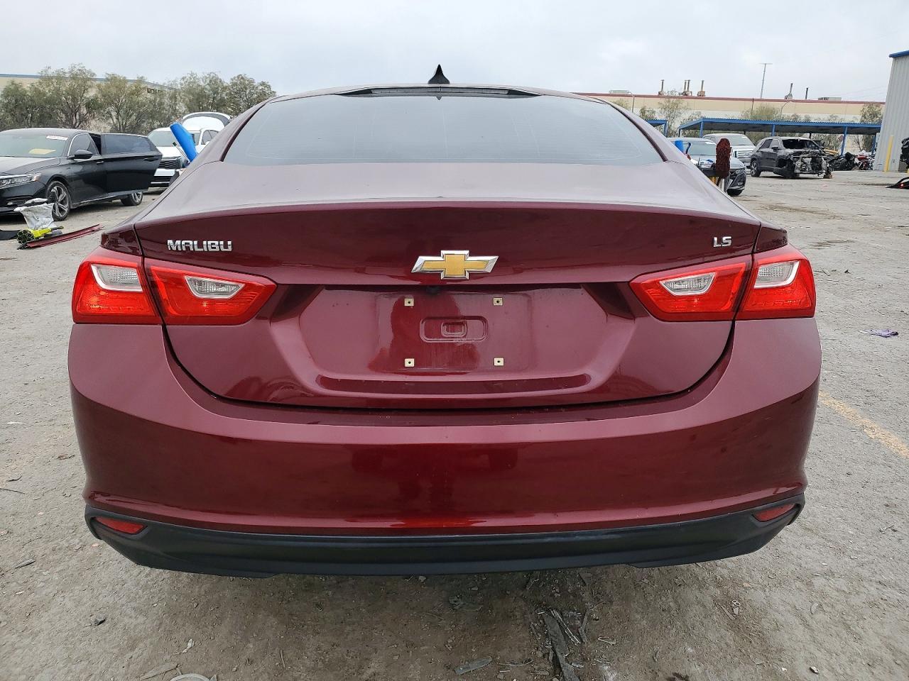 2016 Chevrolet Malibu Ls - zdjęcie 6