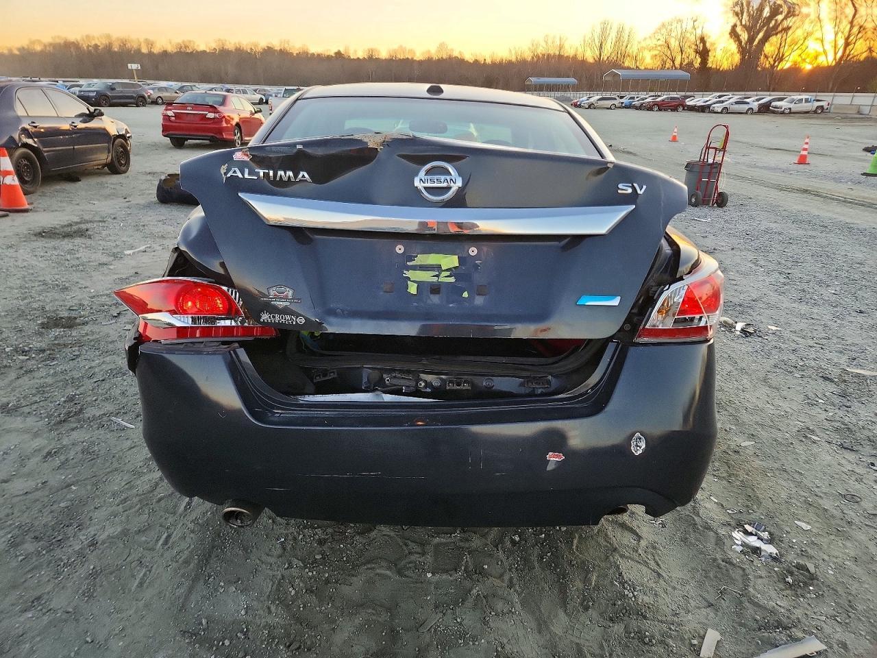 2013 Nissan Altima 2.5 - zdjęcie 6