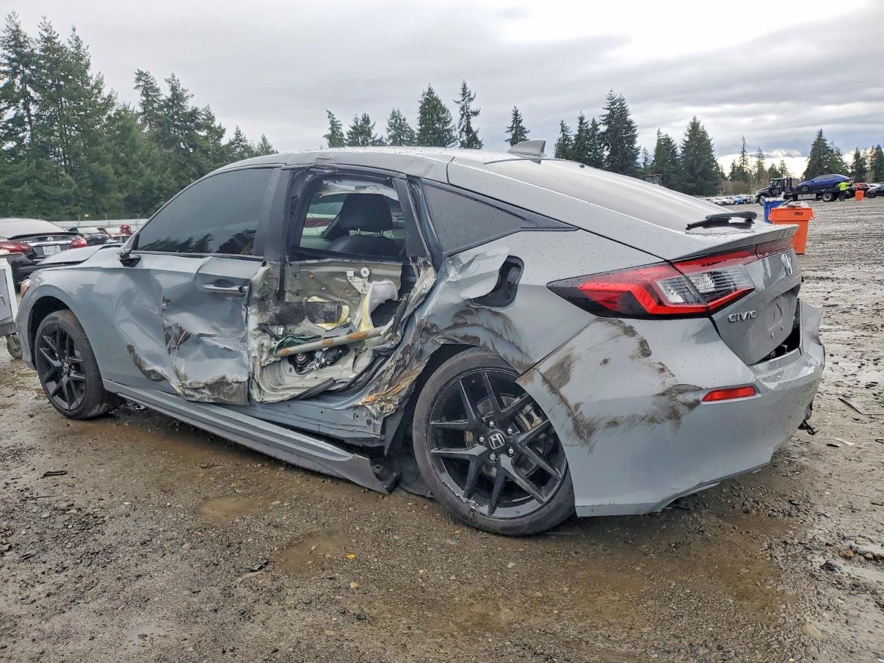 2025 Honda Civic Sport - zdjęcie 2