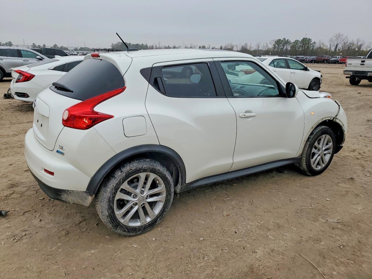2013 Nissan Juke S - zdjęcie 3