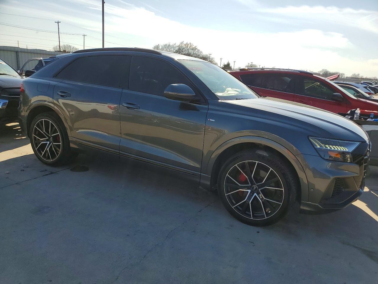 Audi Q8 - zdjęcie 4