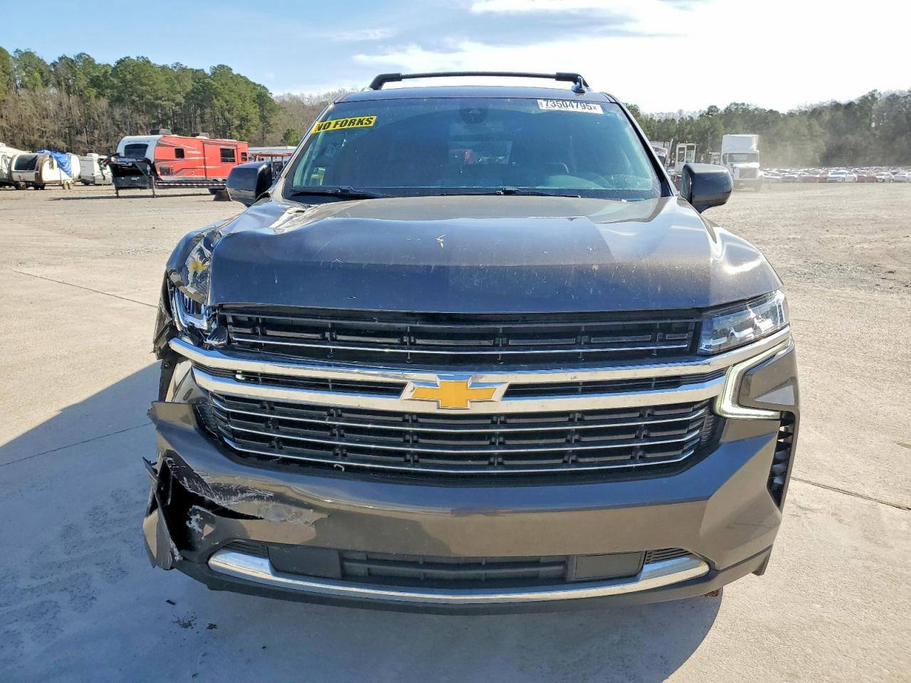 2021 Chevrolet Suburban C1500 Lt - zdjęcie 5