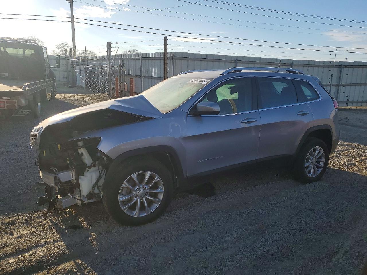 2019 Jeep Cherokee Latitude - zdjęcie główne