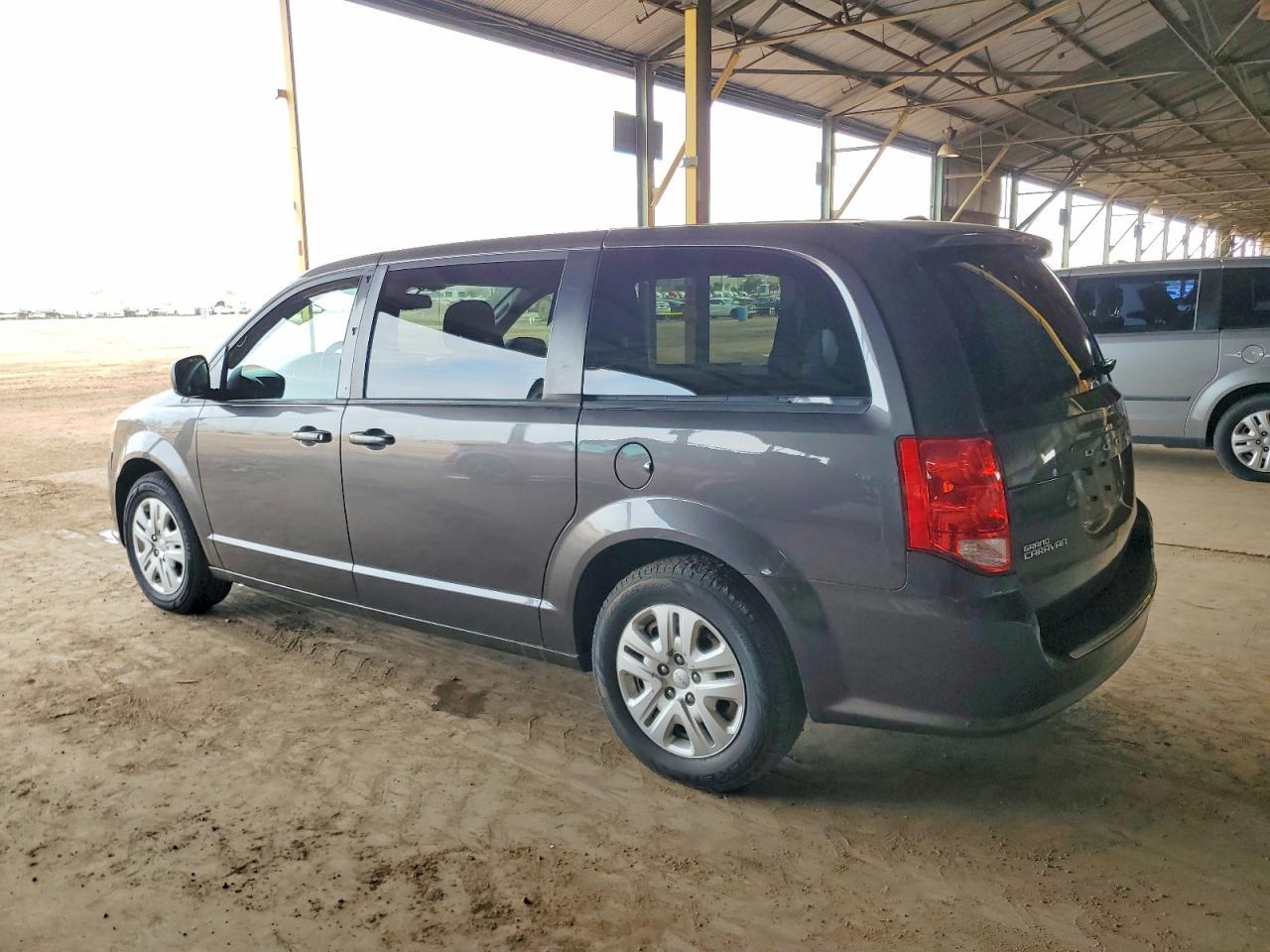 2018 Dodge Grand Caravan Se - zdjęcie 2