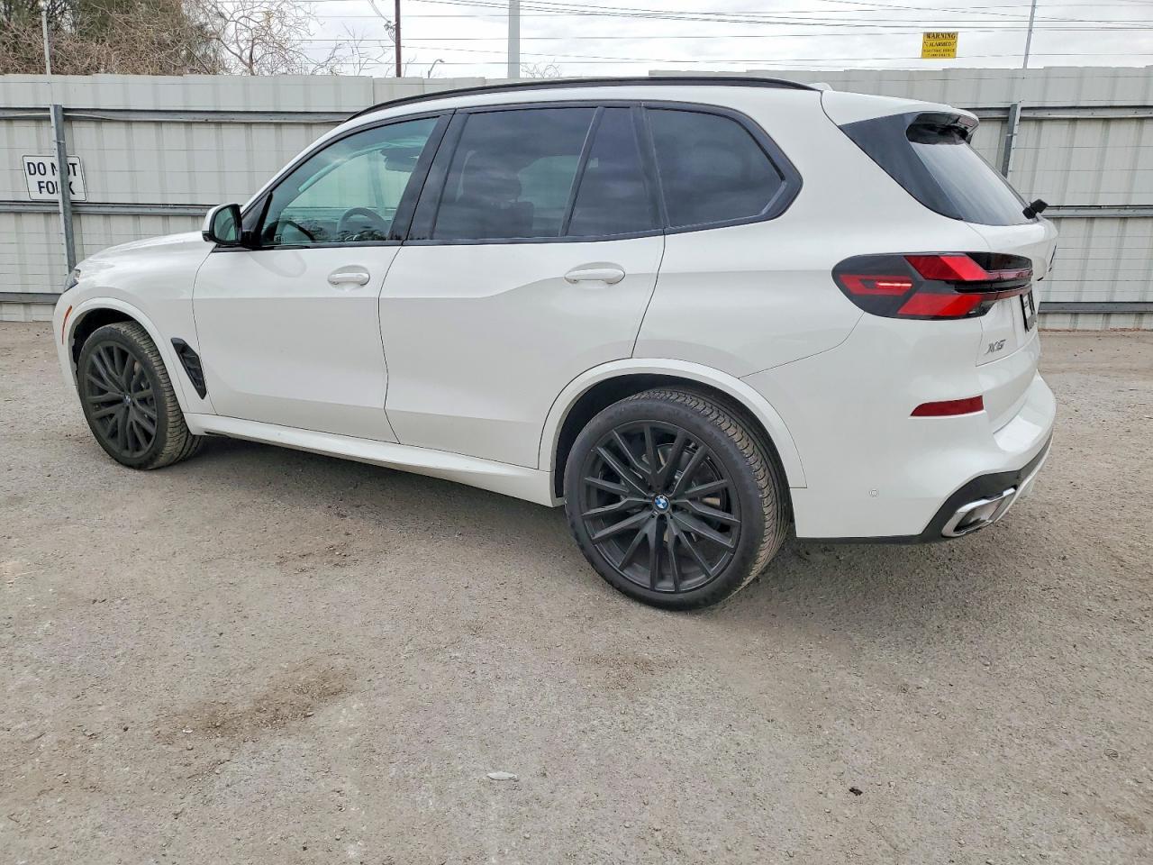2026 BMW X5 Sdrive 40I - zdjęcie 2