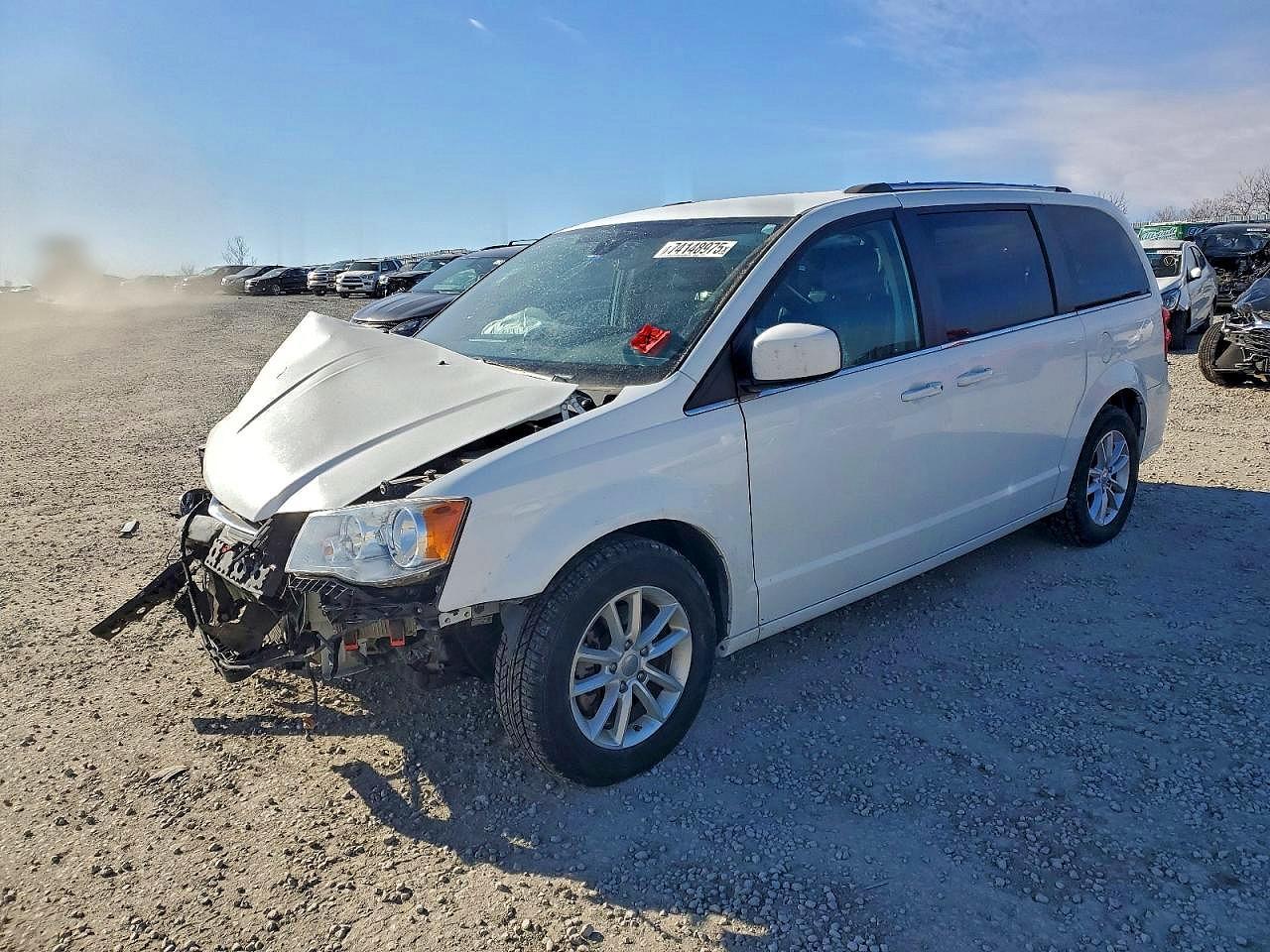 2020 Dodge Grand Caravan Sxt - zdjęcie główne