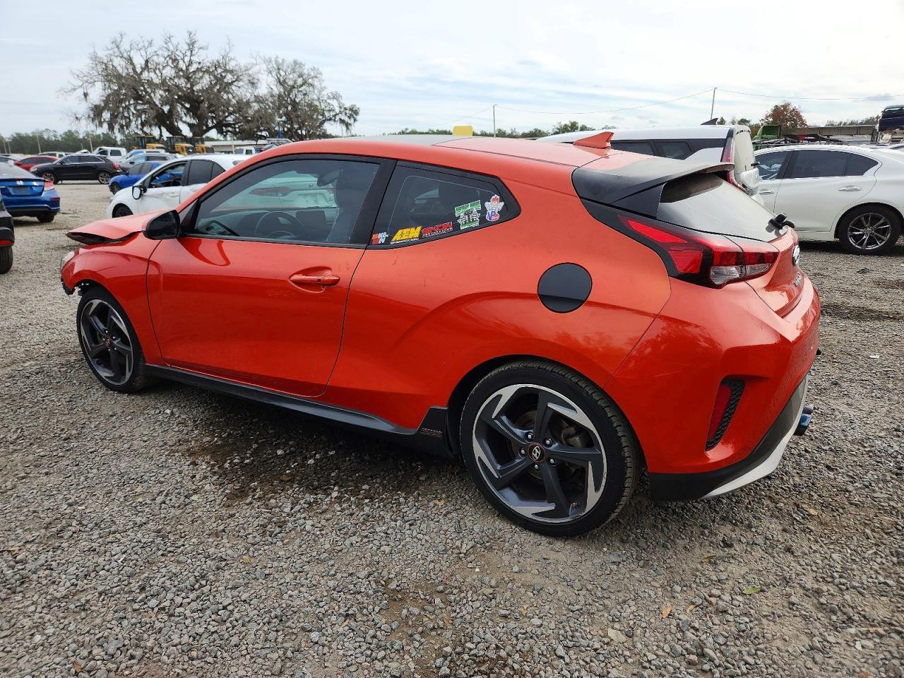2019 Hyundai Veloster Turbo - zdjęcie 2