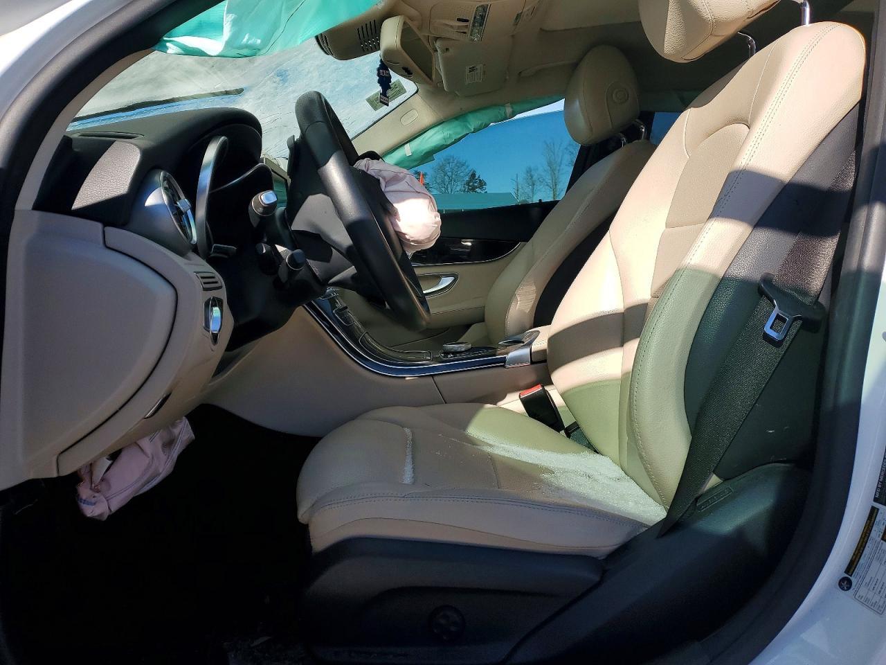 2017 Mercedes-Benz C 300 - zdjęcie 7