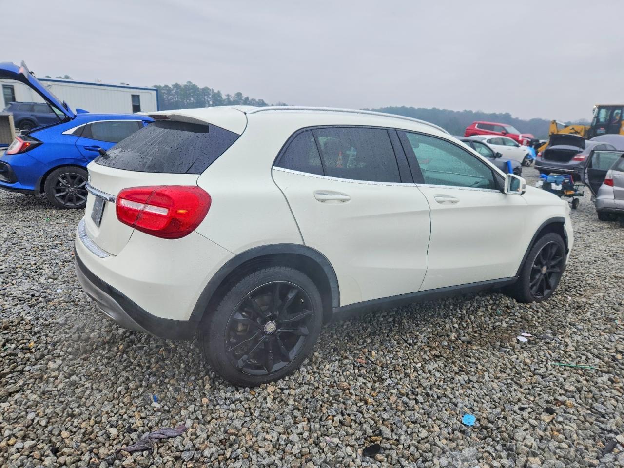2017 Mercedes-Benz Gla 250 - zdjęcie 3