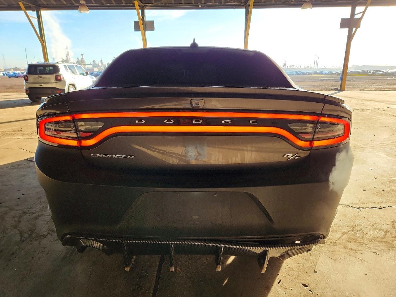 2015 Dodge Charger R/T - zdjęcie 6