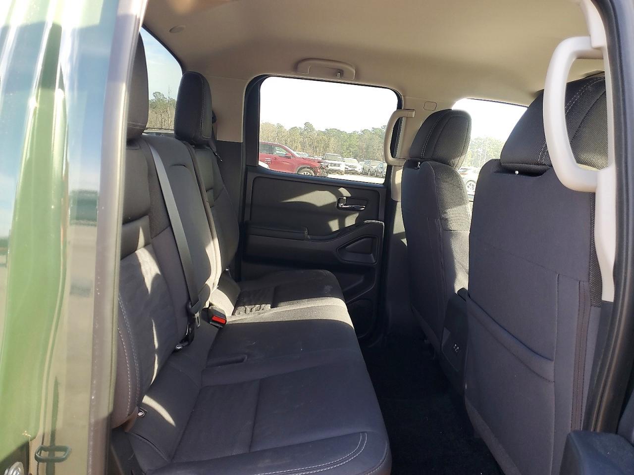 2023 Nissan Frontier S - zdjęcie 10