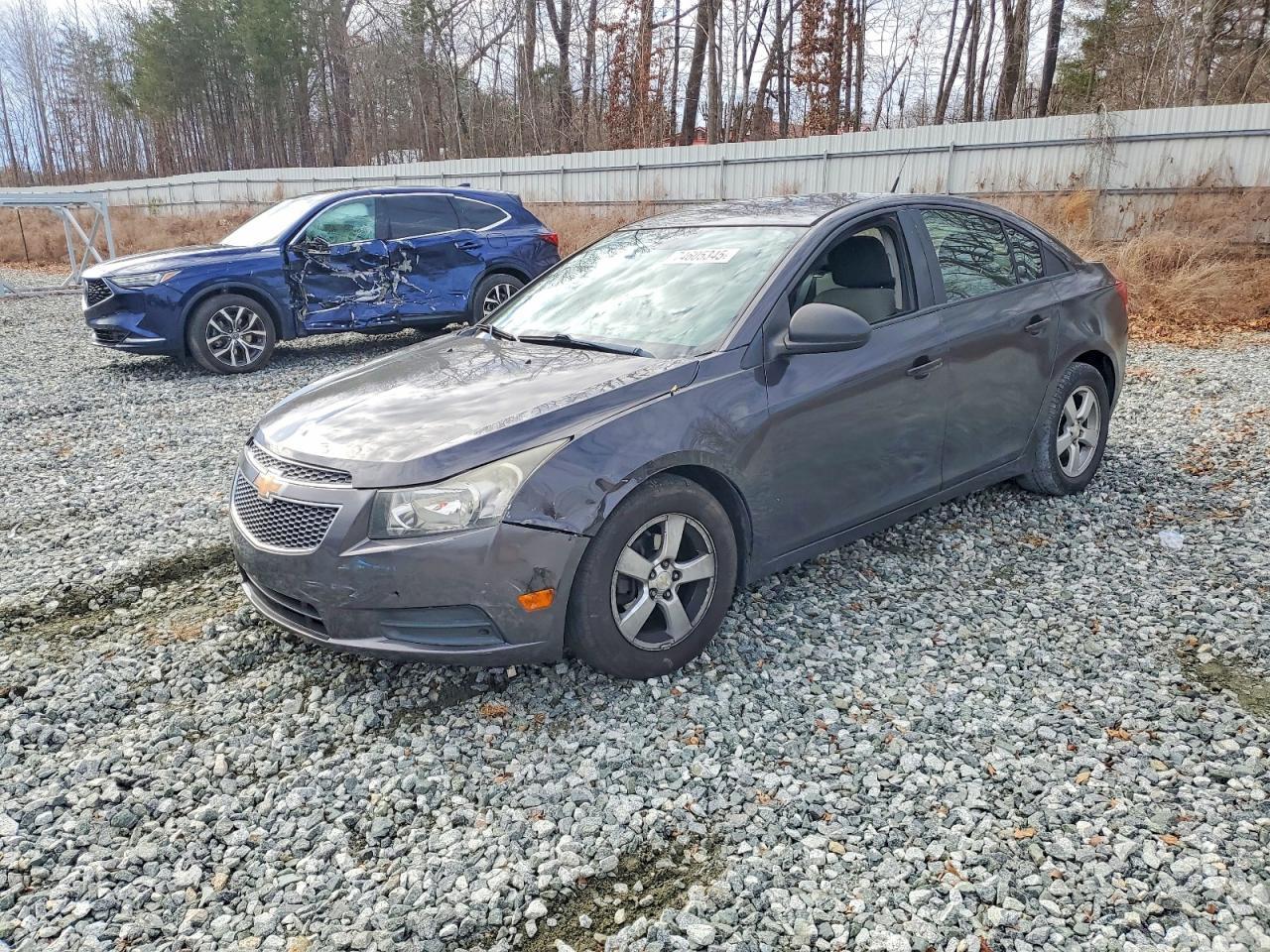 2014 Chevrolet Cruze Ls - zdjęcie główne