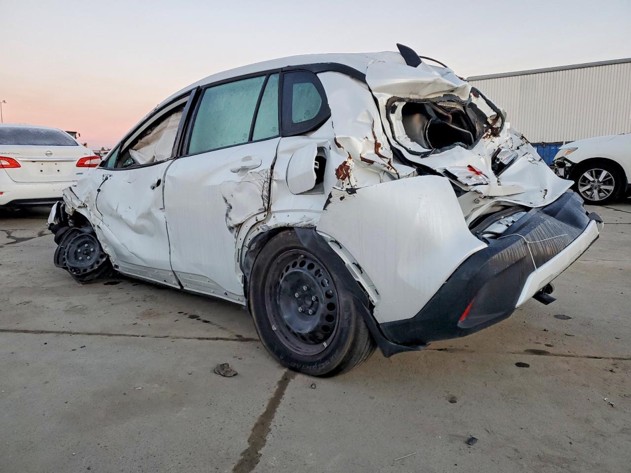 2024 Toyota Corolla Cross L - zdjęcie 2