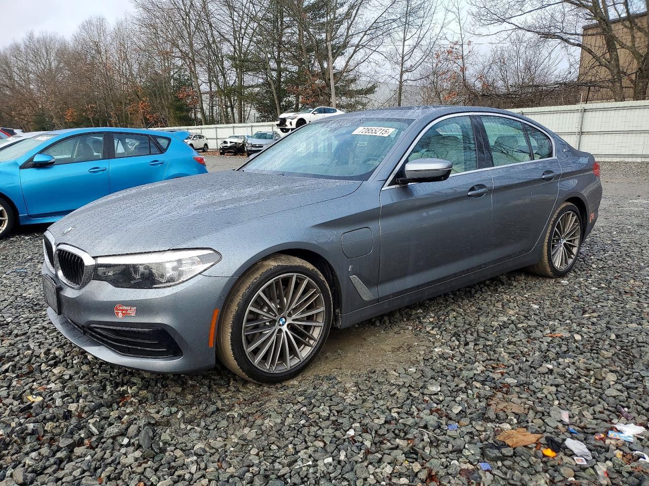 2019 BMW 530E - zdjęcie główne