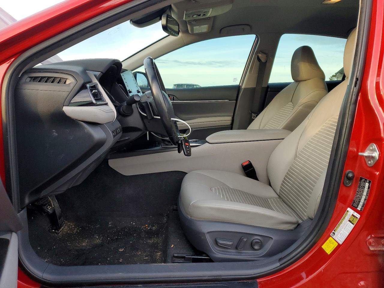 2021 Toyota Camry Se - zdjęcie 7