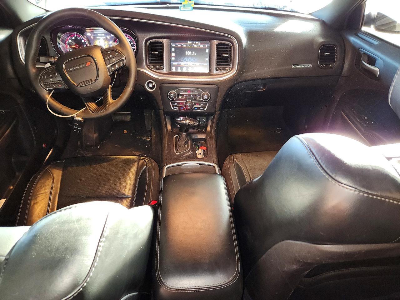 2015 Dodge Charger R/T - zdjęcie 8